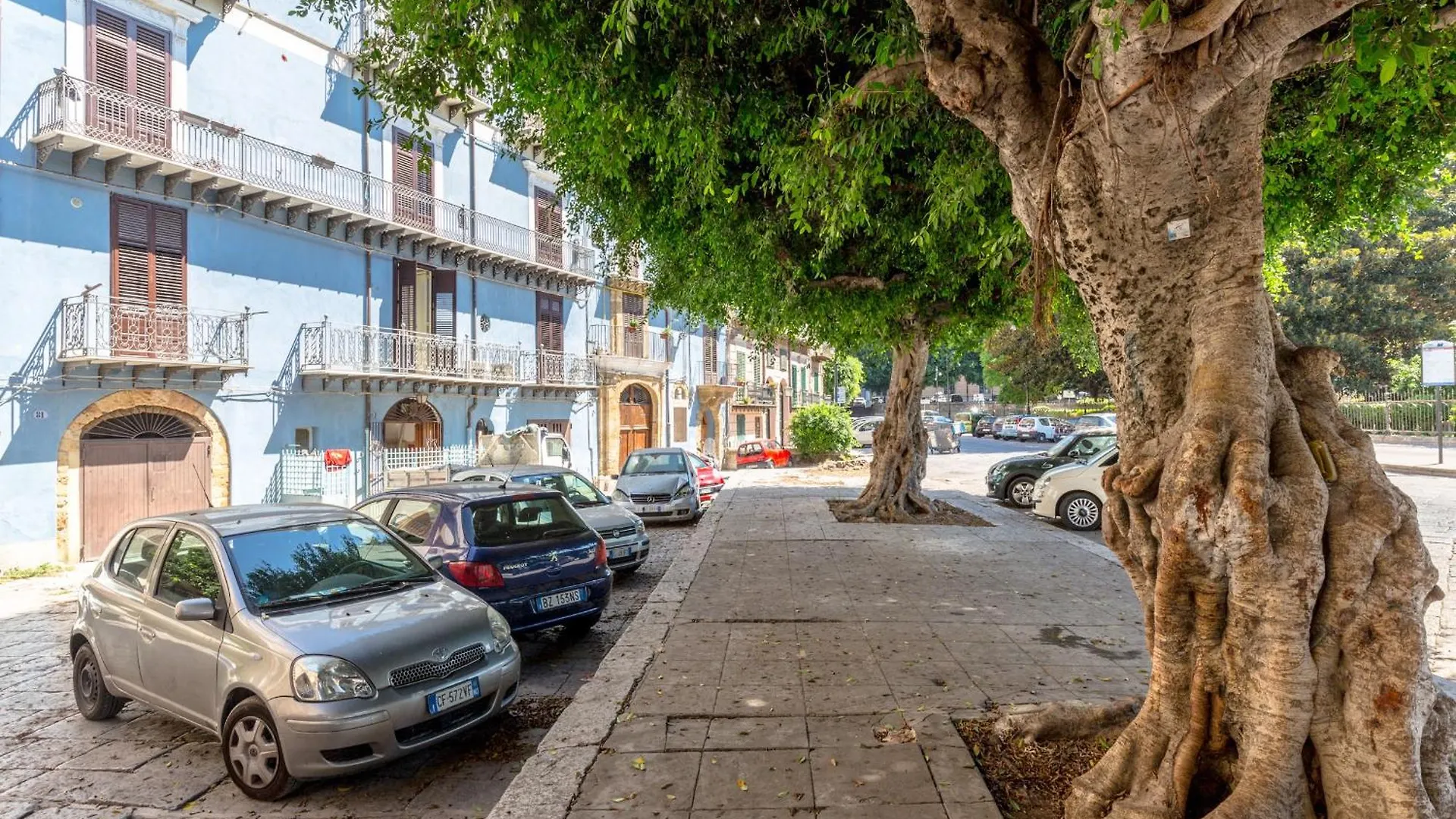 Loft Piazza Marina By Domusicily Lägenhet Palermo